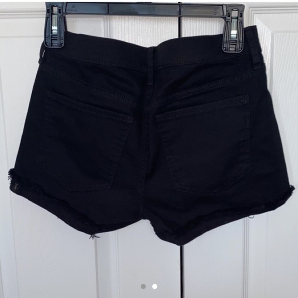 EXPRESS BLACK SHORTS